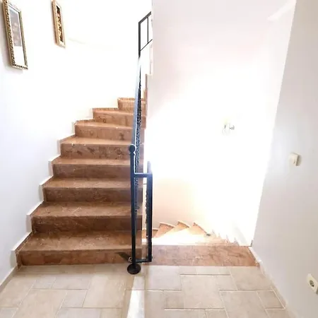 Villa Muestakil Oezel Havuzlu